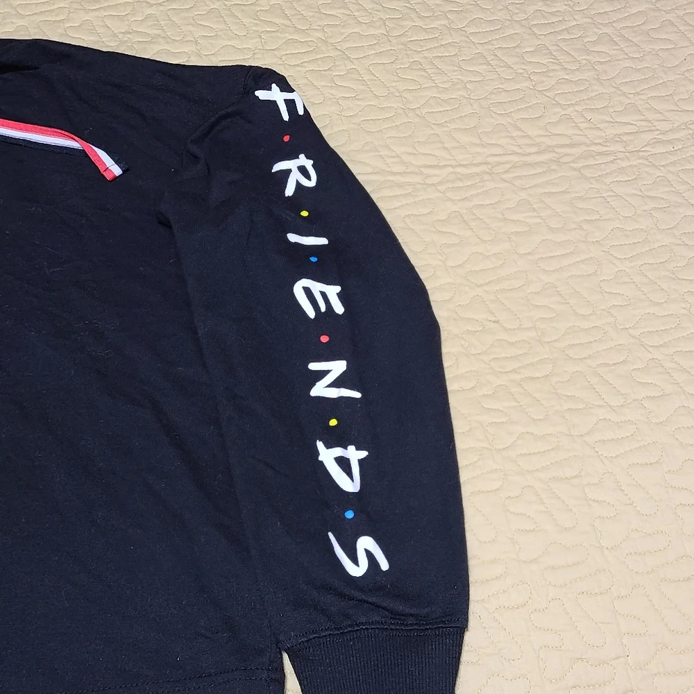 Friends TV show crop top hoodie size XL - Picture 3 of 7